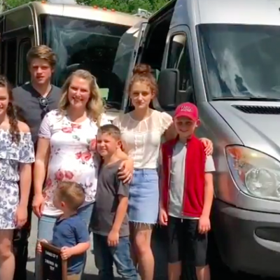 Family of 9 RVing Around the USA & Vlogging Along the Way